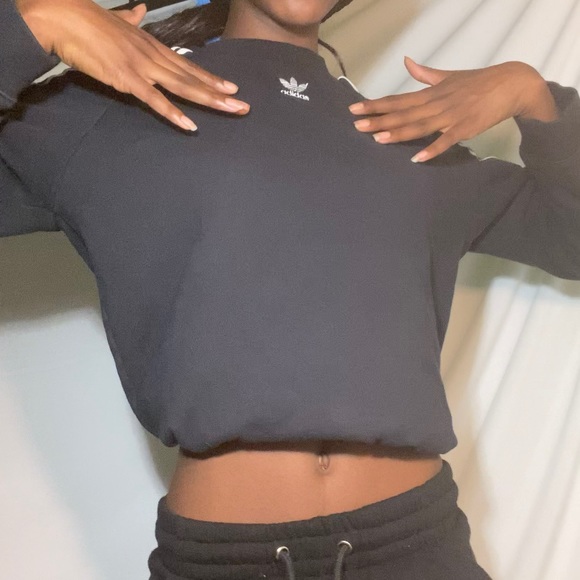 Adidas sweatshirt - Picture 3 of 5